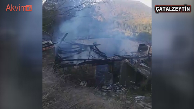 Sobadan Çıkan Yangın Evi Küle Çevirdi