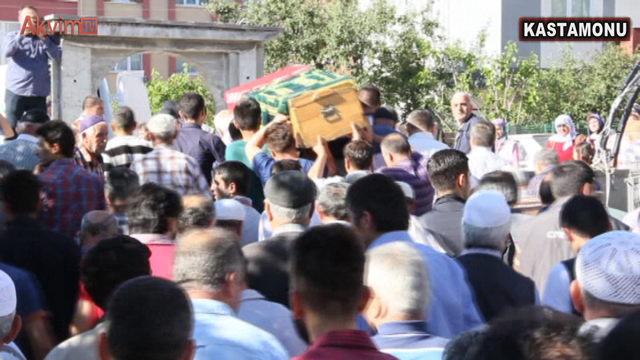 Silahlı Saldırıda Öldürülen Genç Toprağa Verildi.