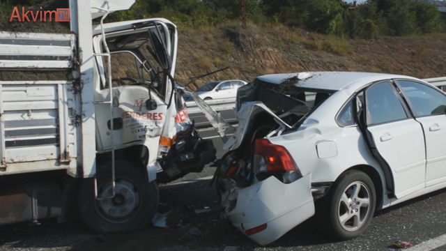 Tosya'da Trafik Kazası:3Yaralı